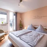 Haus Koehler 4 شقة *