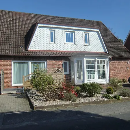 Haus Koehler 4 Apartment Busum